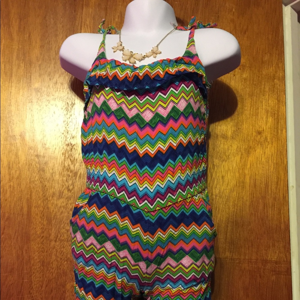 Girls multicolored pink house romper size 3T